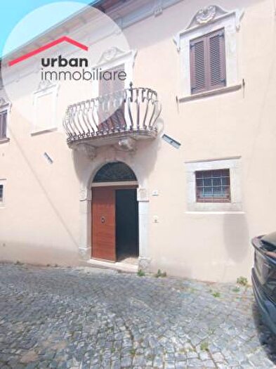 Appartamento con 5 locali in vendita in Via Giuseppe Garibaldi, Barete