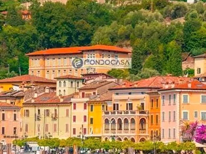 Appartamento bilocale in vendita in Via Valle, Gargnano