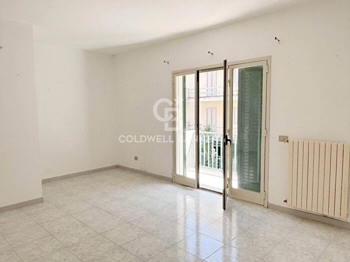 Appartamento con 6 locali in vendita in Corso JF Kennedy, Chiaramonte Gulfi