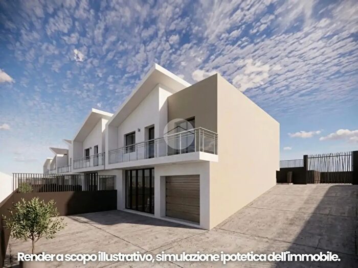 Casa quadrilocale in vendita in Via Piana, Avezzano