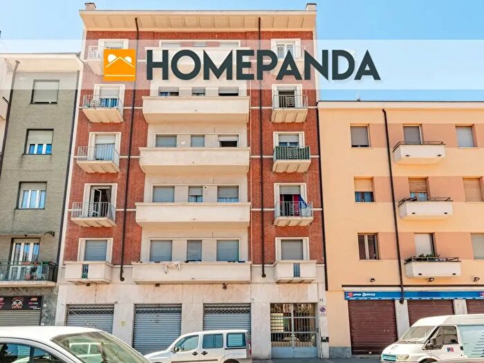 Appartamento trilocale in vendita in Via Madonna delle Rose, Torino