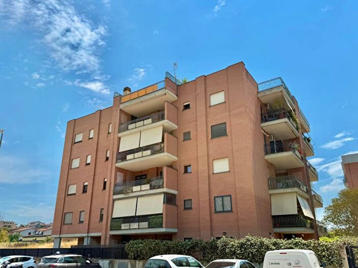 Appartamento bilocale in affitto in Via Elmas, Ponte Galeria, Roma