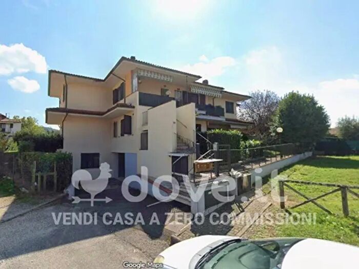 Appartamento bilocale in vendita in Via ° Maggio, Casole DElsa