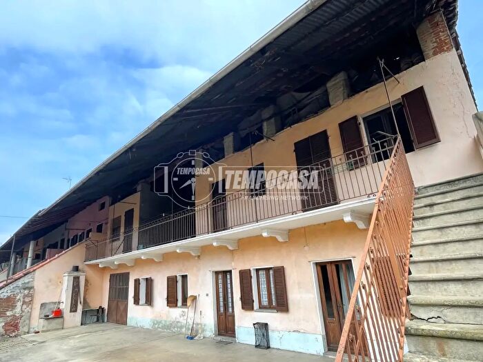 Casa con 5 locali in vendita in Via Maria Letizia, Foglizzo