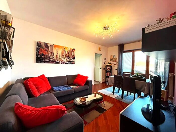 Appartamento bilocale in vendita in Via G Ugolini, Monza