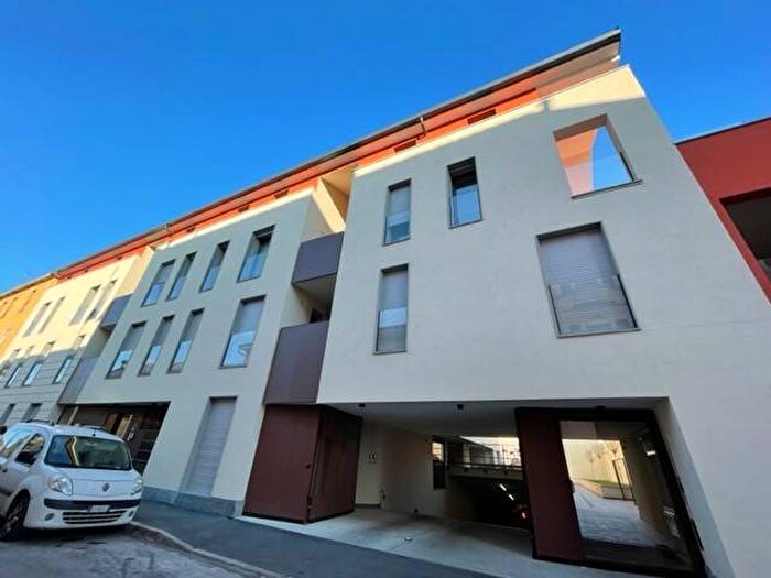 Appartamento trilocale in affitto in Via Maddalena Donadoni Giudice, Bovisa, Milano