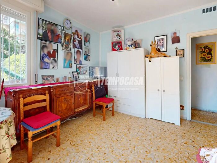 Appartamento bilocale in vendita in Strada San Martino, Sanremo