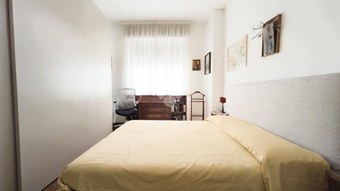 Appartamento trilocale in vendita in Via Sebino, Milano