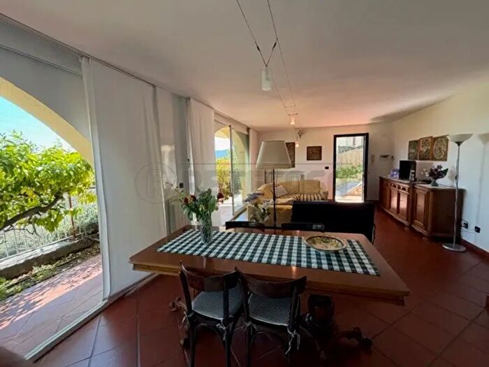 Appartamento con 5 locali in vendita in Via Cappella Nuova, Boissano