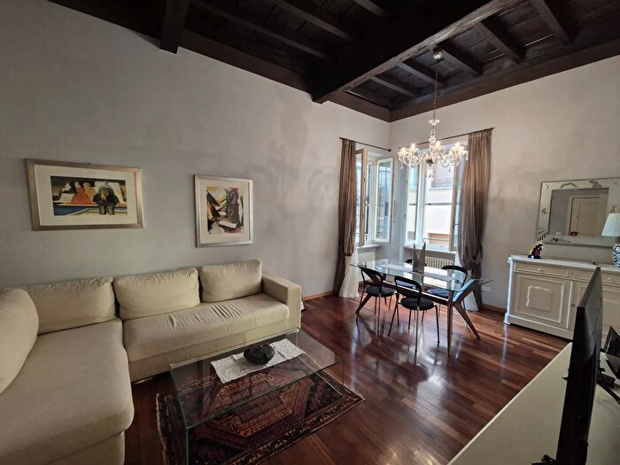 Appartamento trilocale in vendita in Via Strinati, Cesena