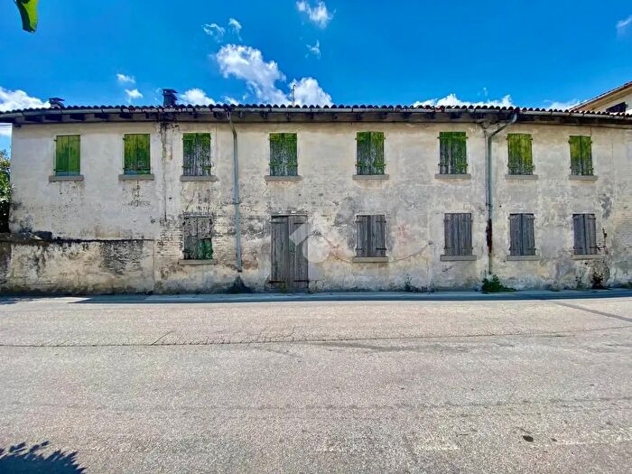 Casa trilocale in vendita in Via l Pontello, Crocetta Del Montello
