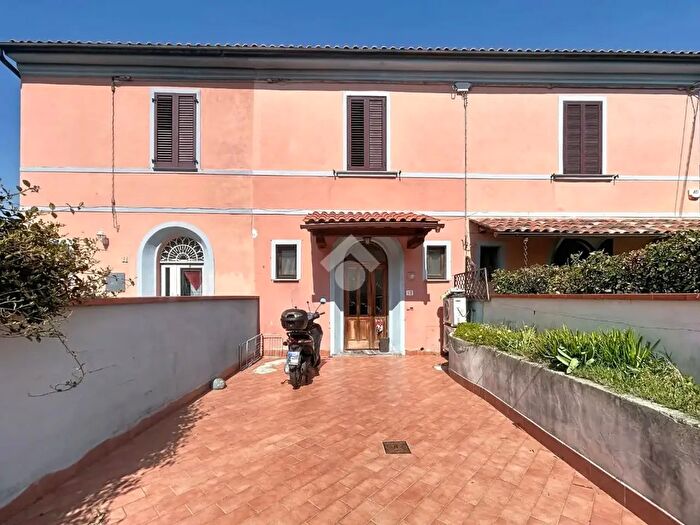 Casa quadrilocale in vendita in Via delle Bocchette, Pisa