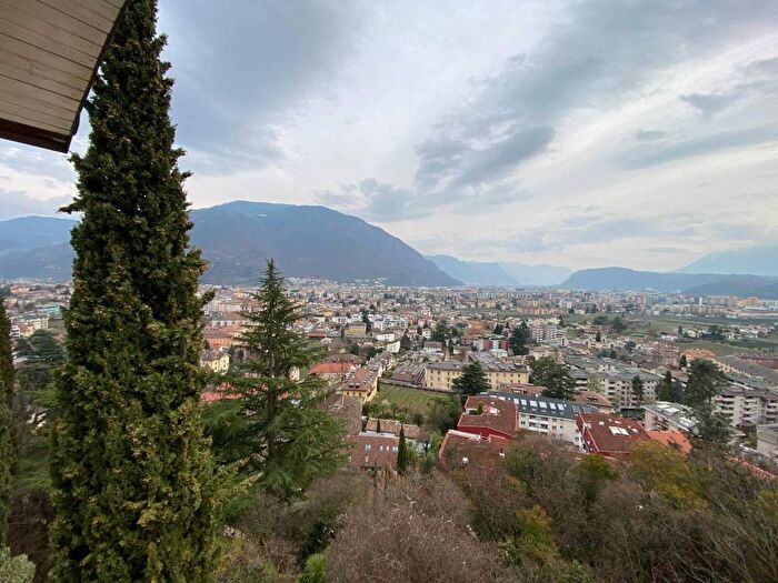 Appartamento quadrilocale in affitto in Via Cologna, Gries San Quirino, Bolzano