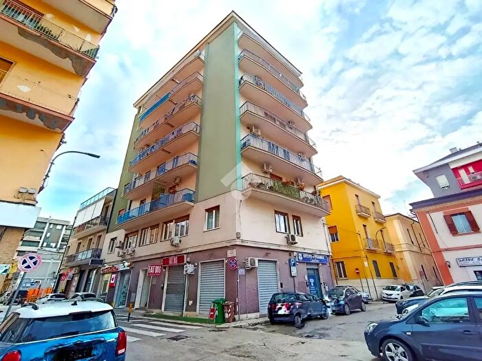 Appartamento quadrilocale in vendita in Via Santa Maria della Neve, Foggia