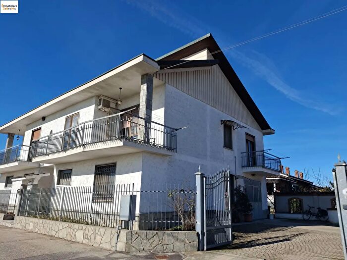 Casa quadrilocale in vendita in Via del Greco, Poirino