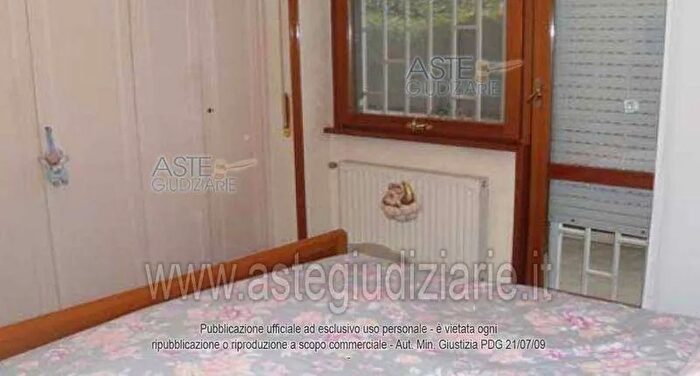 Appartamento quadrilocale in vendita in Via del Fontanile Arenato, Roma