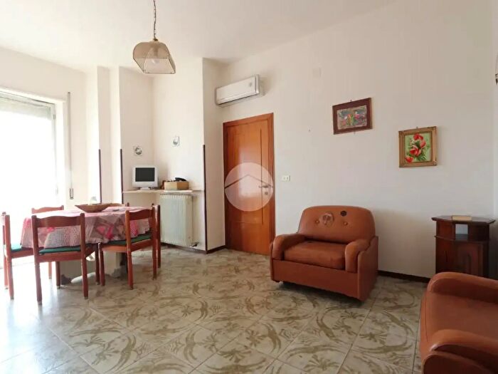 Appartamento trilocale in vendita in Via Trieste, Tortoreto