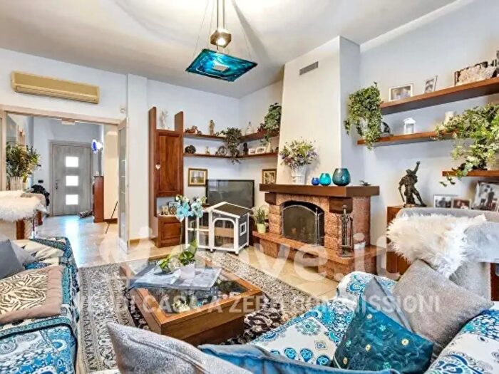 Casa con 5 locali in vendita in Via Romano Visconti Snc, Basiglio
