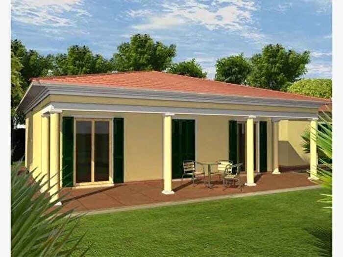 Casa con 7 locali in vendita in Bordighera