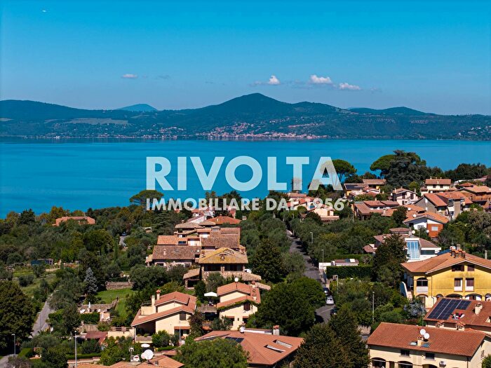 Casa con 9 locali in vendita in Via delle Margherite, Anguillara Sabazia