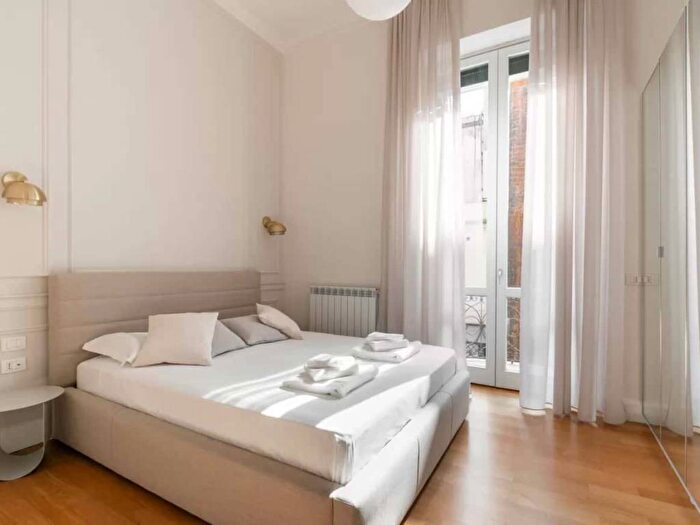 Appartamento trilocale in affitto in Via Leopardi, Esquilino, Roma