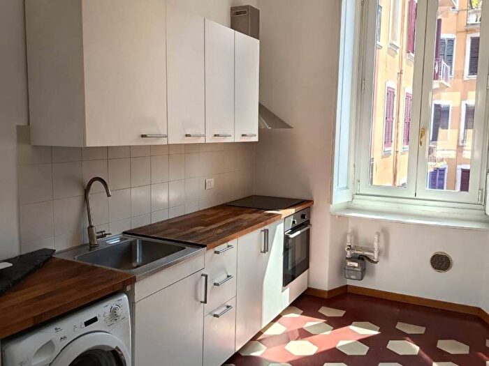 Appartamento bilocale in affitto in via Spartaco, Cadore, Milano