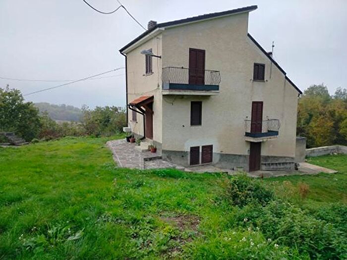 Casa quadrilocale in vendita in Contrada San Giusto, Torricella Peligna