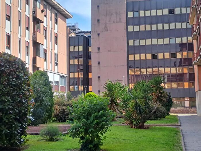 Appartamento con 6 locali in vendita in Viale Giuseppe Mazzini, Vicenza