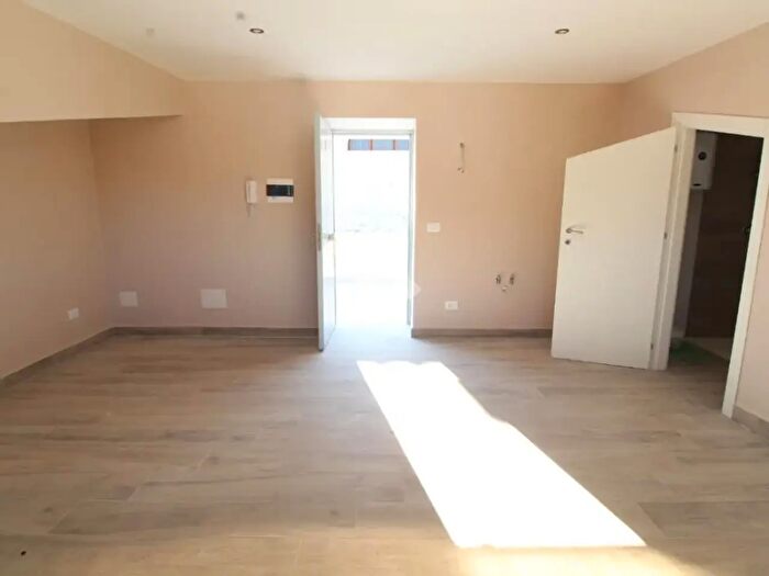 Appartamento monolocale in affitto in Via Viacamusso, Caserta