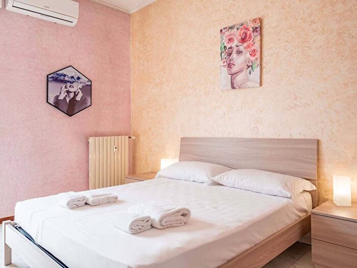 Appartamento bilocale in affitto in Via Privata Flumendosa, Crescenzago, Milano