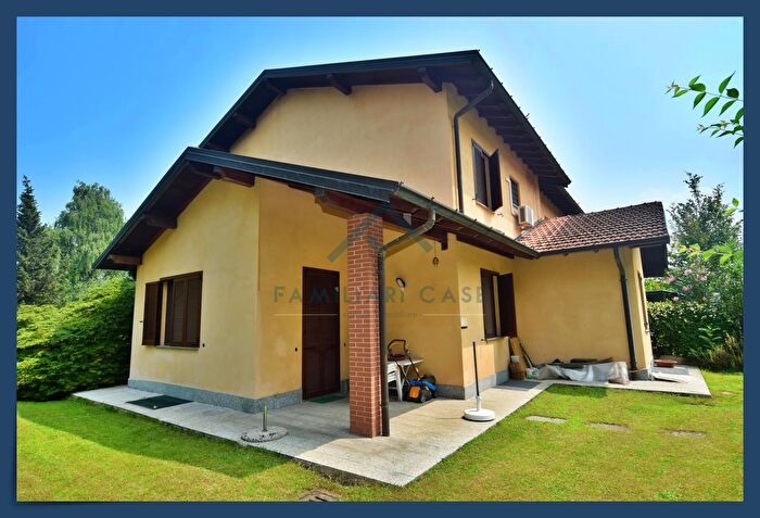 Case in Vendita e in Affitto - 3