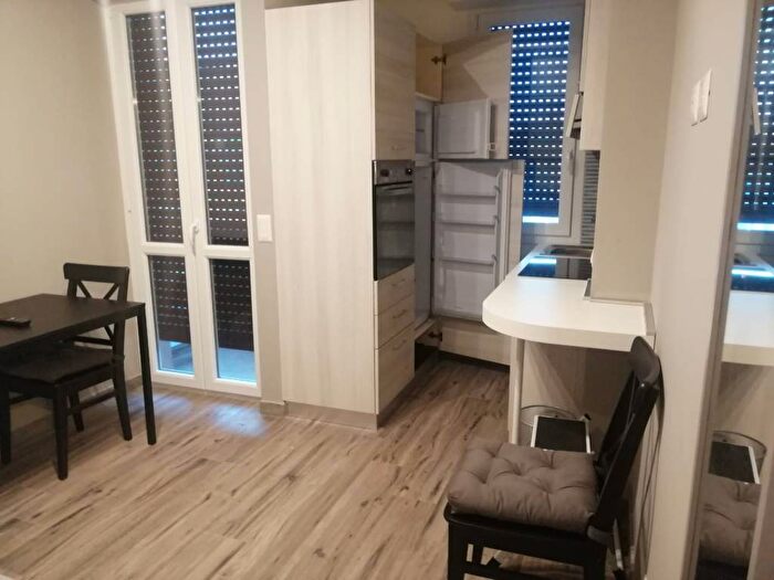 Appartamento monolocale in affitto in Piazza Insubria, Martini Insubria, Milano