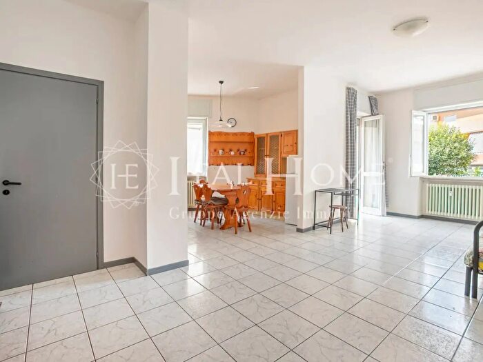 Appartamento in vendita in Via Cadorna, Bergamo
