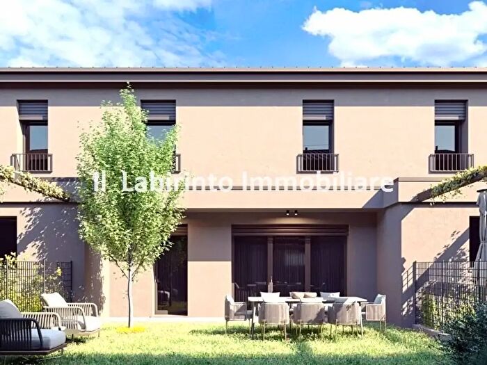 Casa con 5 locali in vendita in Via Volpaccino, Faenza