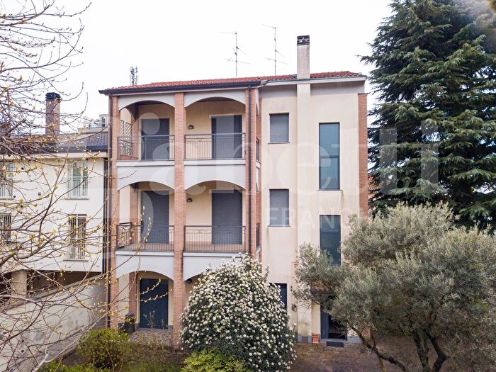 Casa con 5 locali in vendita in Via Gioberti, Lissone
