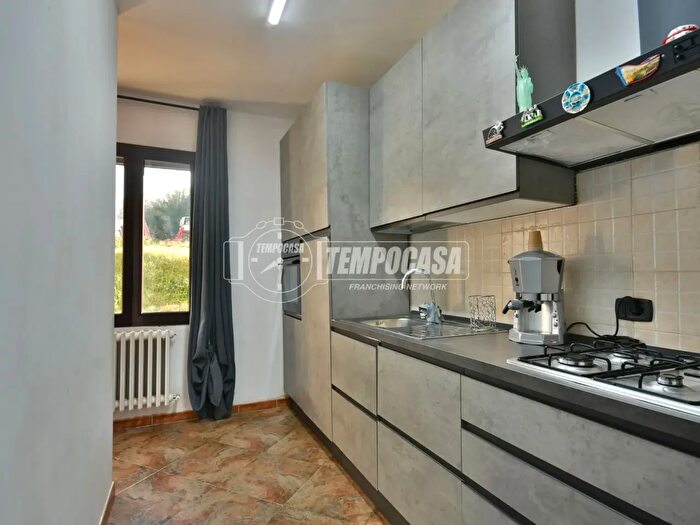 Appartamento quadrilocale in vendita in Via Filottrano, Osimo