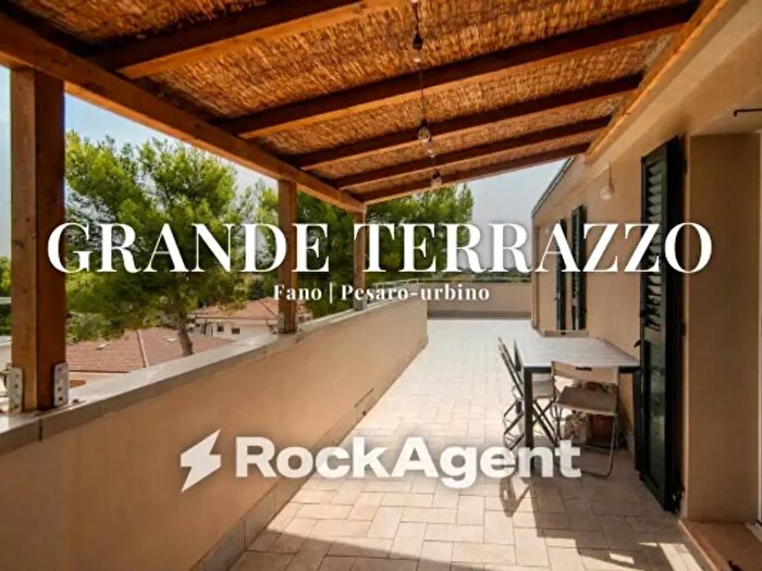 Appartamento trilocale in vendita in Via degli Oleandri, Fano