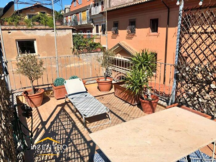 Casa bilocale in affitto in Via Vittoria, Spagna, Roma