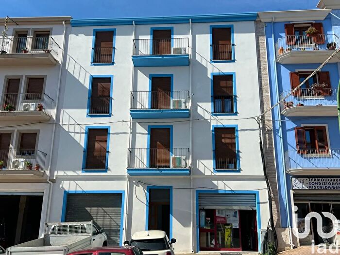 Appartamento con 5 locali in vendita in Via Roma, Ilbono