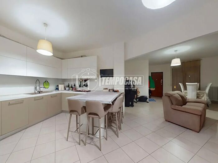 Appartamento quadrilocale in vendita in Via Conversano, Turi