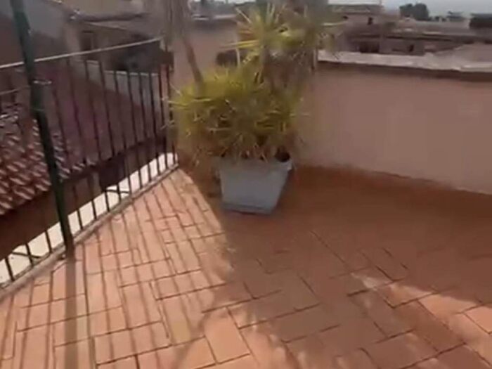 Appartamento trilocale in affitto in Via Vitaliano Battaglini, Frascati