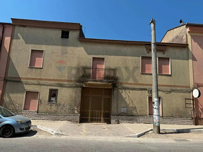 Casa quadrilocale in vendita in Carinola