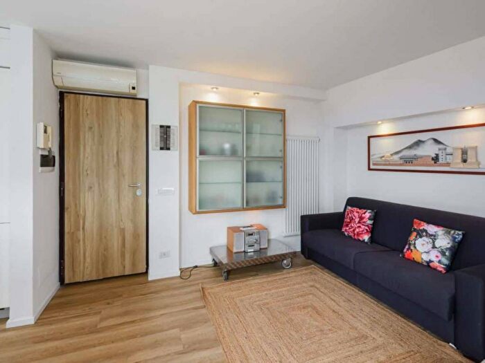 Appartamento bilocale in affitto in Via Maragliano, Porta al Prato San Jacopino, Firenze