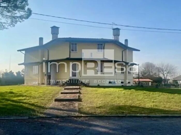 Casa con 14 locali in vendita in Via Terraglio, Preganziol