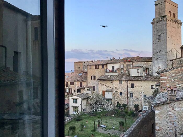 Appartamento quadrilocale in vendita in San Gimignano