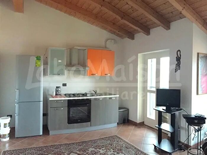 Casa monolocale in vendita in Via Rovera, Gavirate