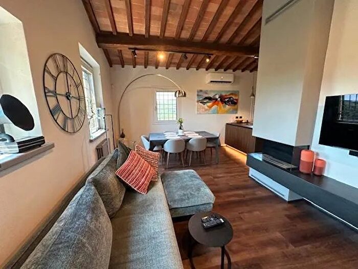 Appartamento quadrilocale in vendita in Impruneta, Firenze