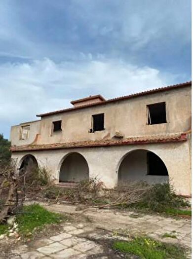 Casa con 6 locali in vendita in Via Mario Fani, Mazara Del Vallo