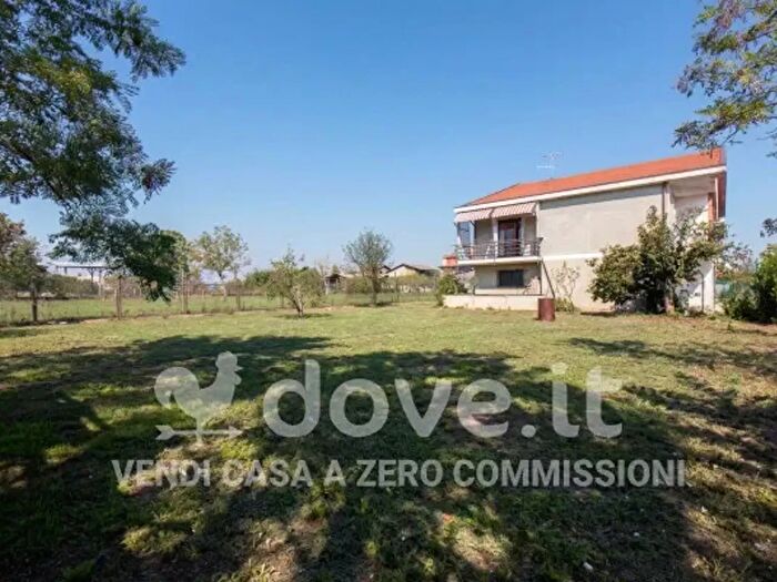 Casa con 6 locali in vendita in Strada per Chivasso, Verolengo