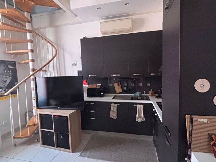 Appartamento bilocale in affitto in Via Bertiera, Centro Storico, Bologna